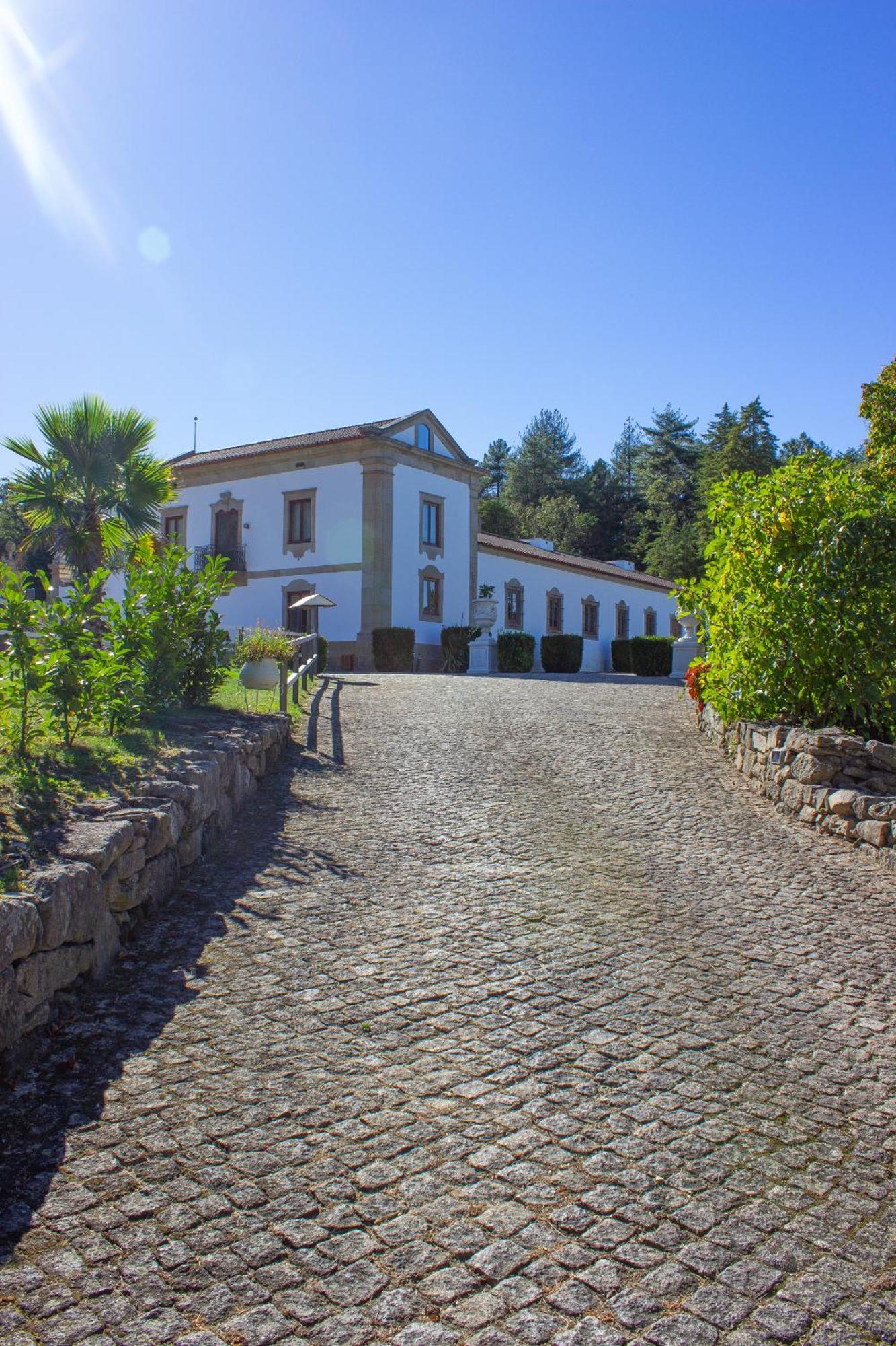 Hotel Rural Casa De Samaioes Chaves Buitenkant foto
